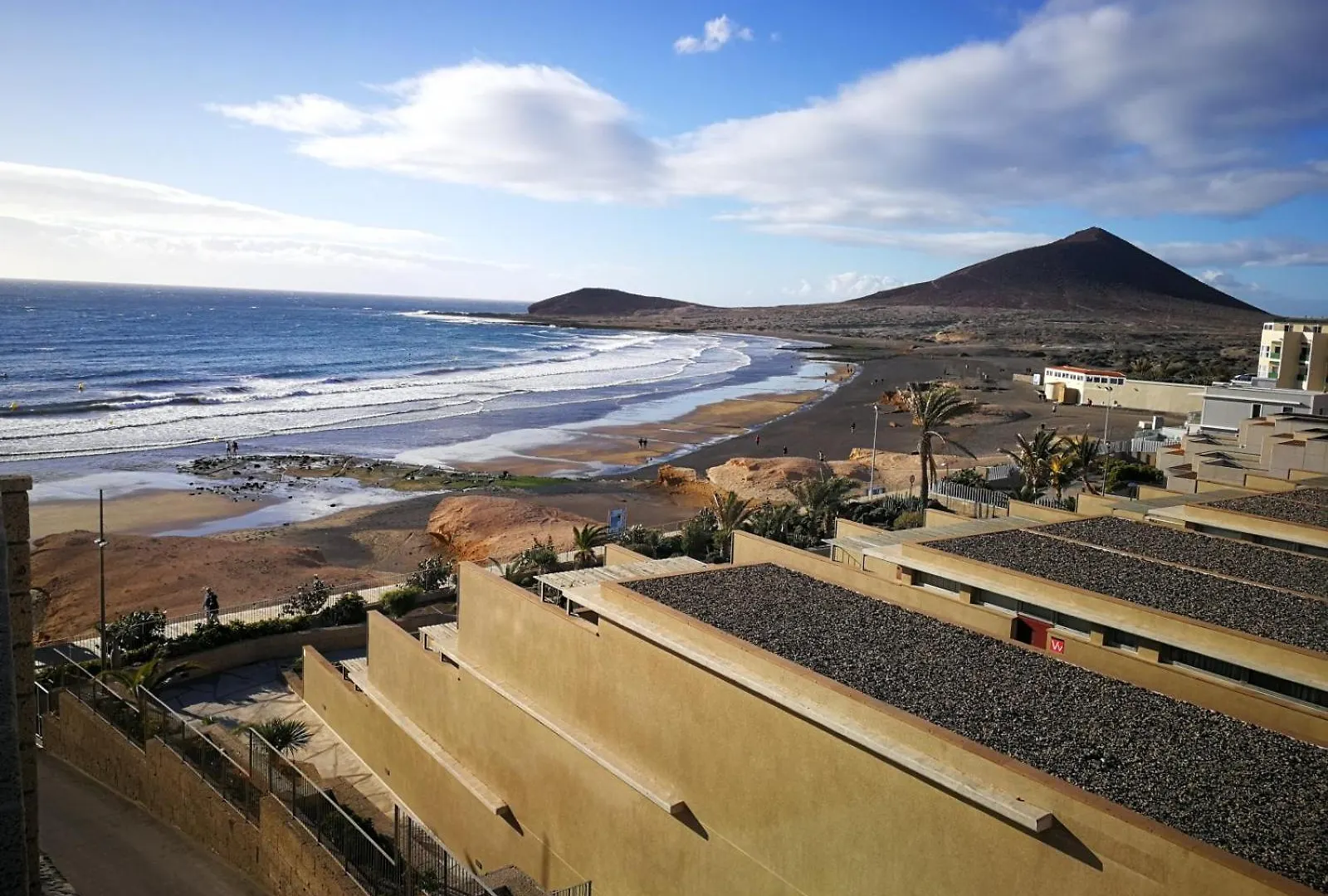 Alquilaencanarias El Medano Spectacular Terrace And Sea Views A